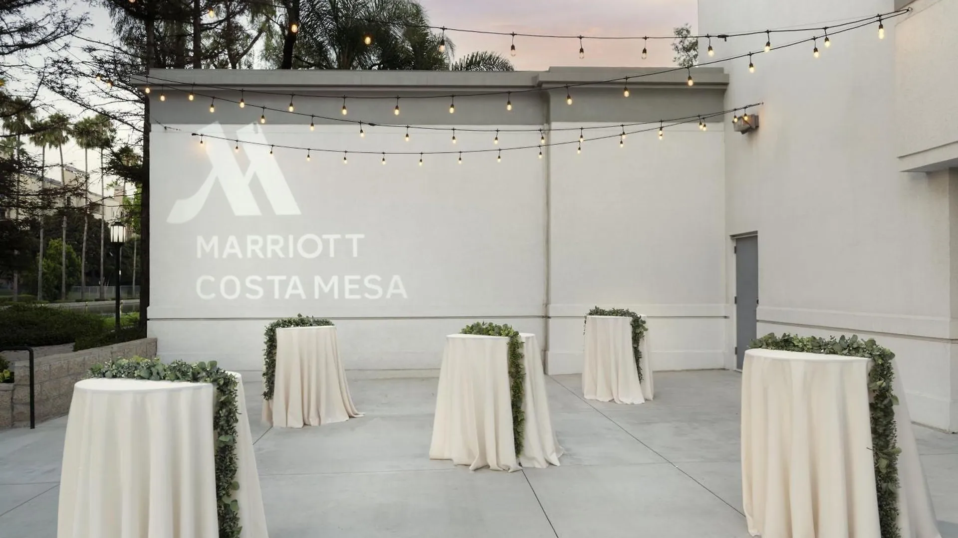 ****  Отель Costa Mesa Marriott США