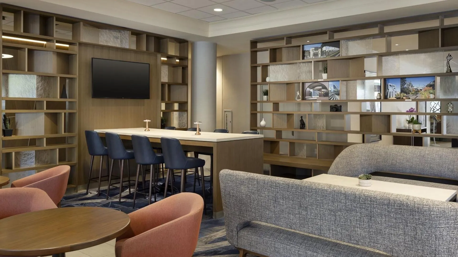Costa Mesa Marriott Hotel