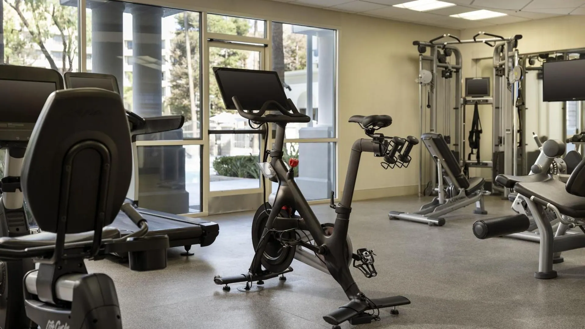 ****  Costa Mesa Marriott Hotel United States