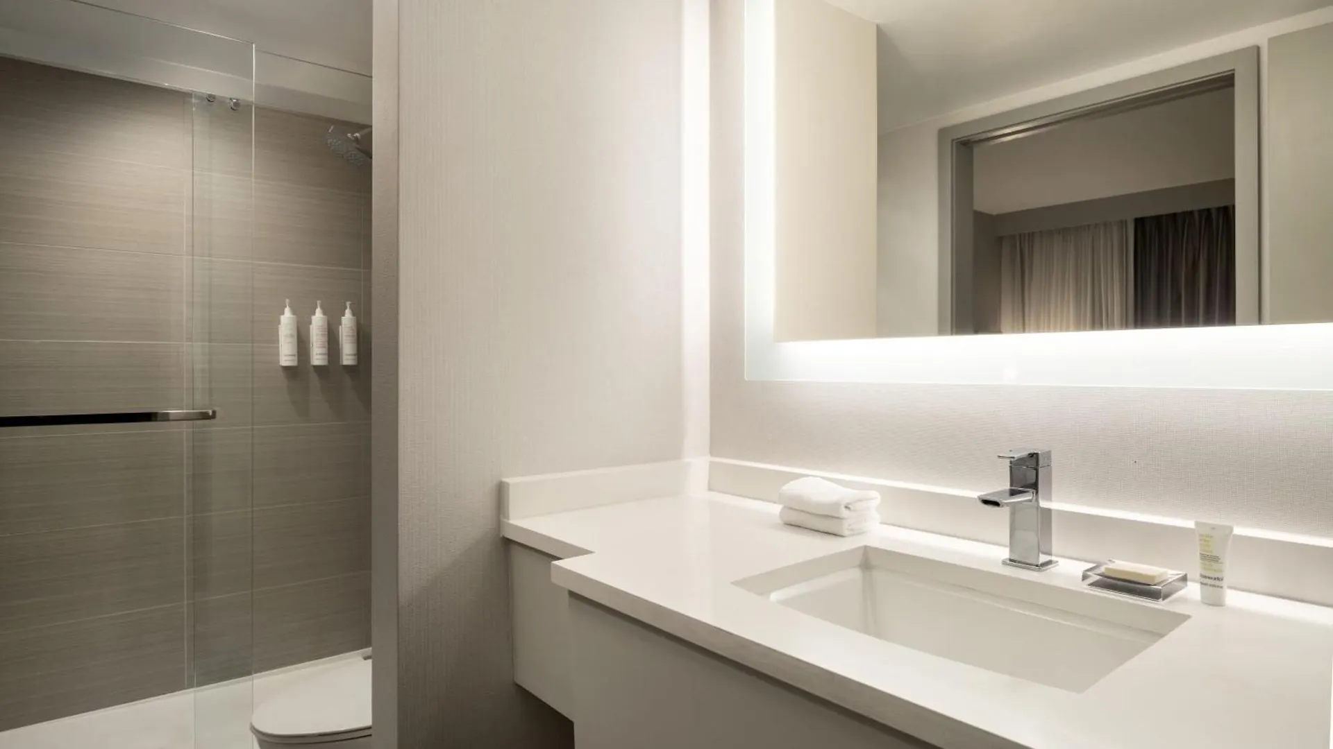 ****  Costa Mesa Marriott Hotel United States